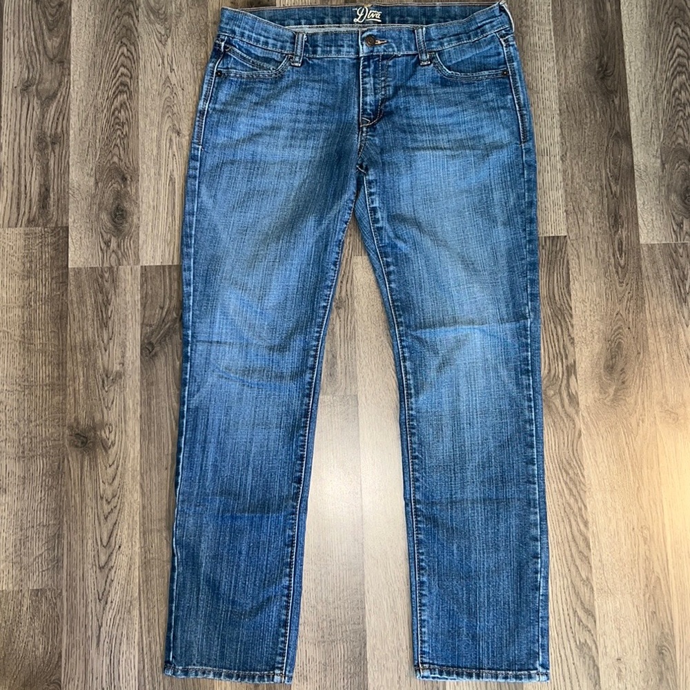 Old Navy Women's Straight Leg Jeans - Classic Blue